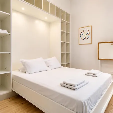 3 Bedroom Downtown Wonderwall By Lovelystay