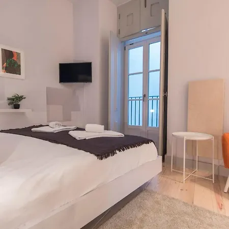 Lovelystay - 3 Bedroom Downtown Wonderwall شقة *