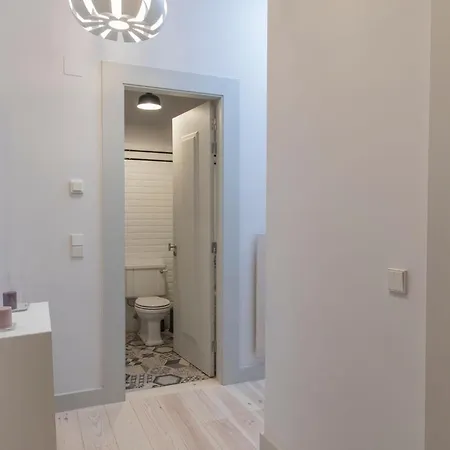 アパート 3 Bedroom Downtown Wonderwall By Lovelystay