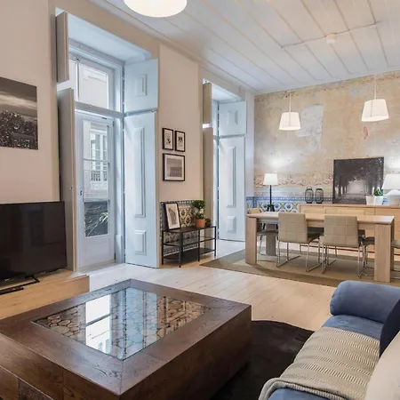 Lovelystay - 3 Bedroom Downtown Wonderwall Apartment *